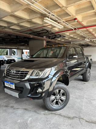 TOYOTA HILUX 2.7 SRV 4X4 CD 16V FLEX 4P AUTOMÁTICO TOYOTA HILUX 2.7 SRV 4X4 CD 16V FLEX 4P AUTOMÁTICO